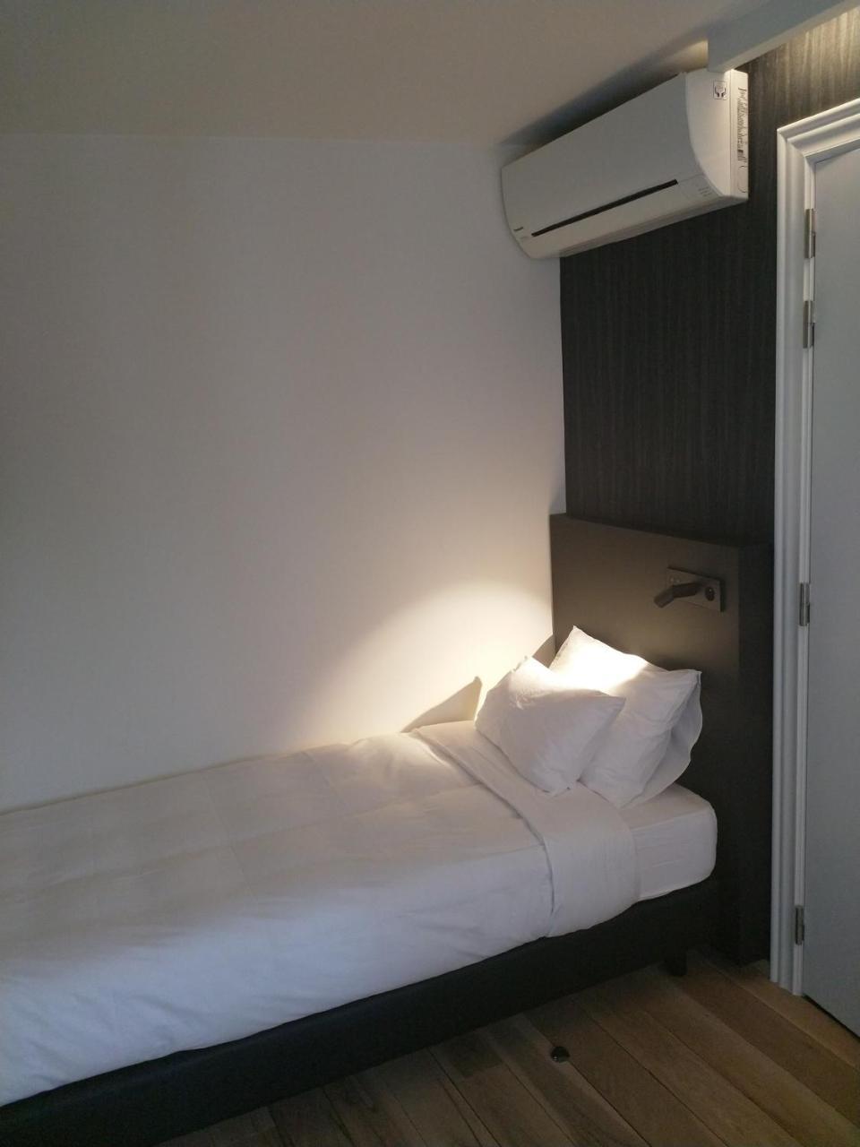 Hotel Kronacker Tienen Exteriör bild